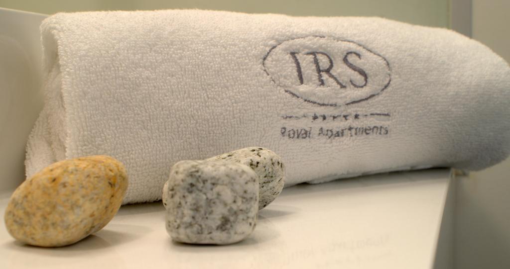 Irs Royal Apartments Apartamenty Irs Trzy Zagle กดัญสก์ ภายนอก รูปภาพ