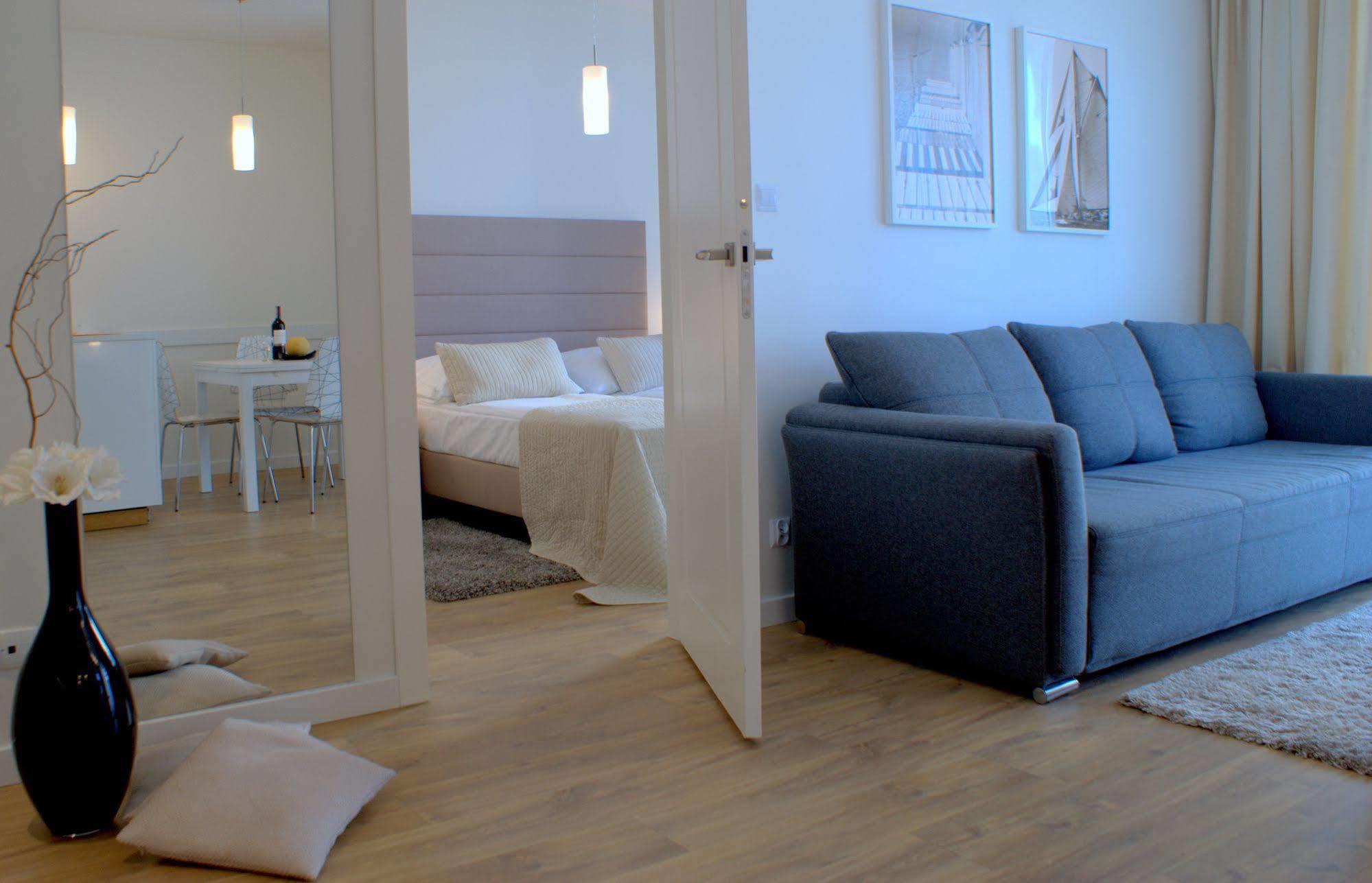 Irs Royal Apartments Apartamenty Irs Trzy Zagle กดัญสก์ ภายนอก รูปภาพ