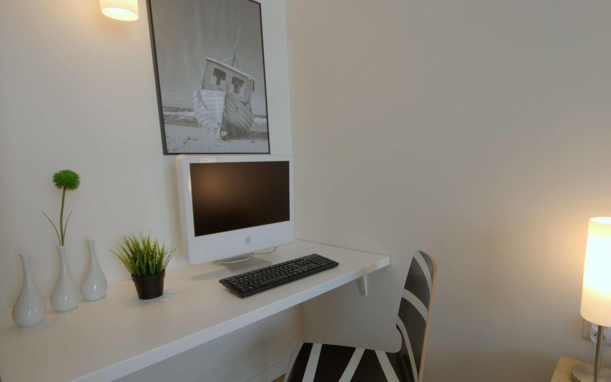 Irs Royal Apartments Apartamenty Irs Trzy Zagle กดัญสก์ ภายนอก รูปภาพ