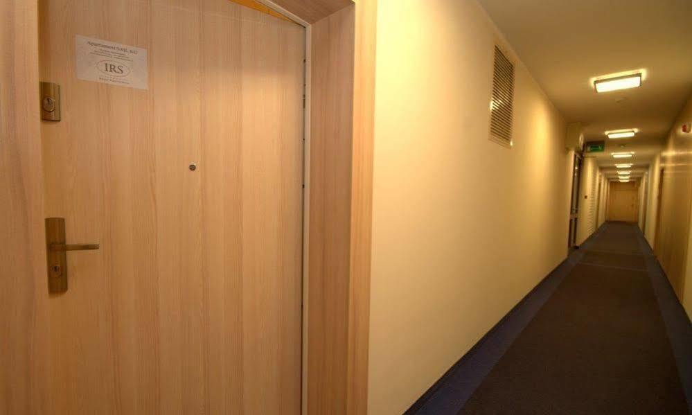 Irs Royal Apartments Apartamenty Irs Trzy Zagle กดัญสก์ ภายนอก รูปภาพ